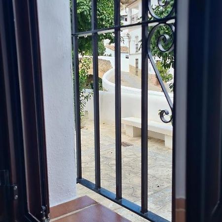 Apartamento Puente Triana Setenil De Las Bodegas Exterior foto